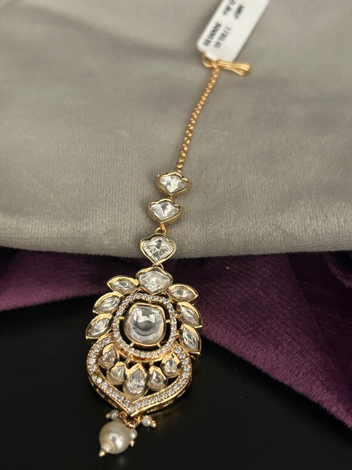 Classic Kundan Maang Tikka with Pearl Drop in Gold Finish