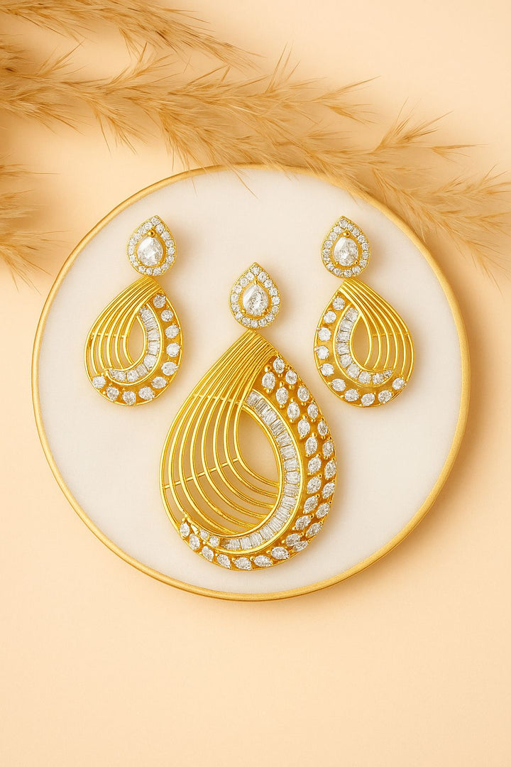 Golden Teardrop Diamond Pendant Set