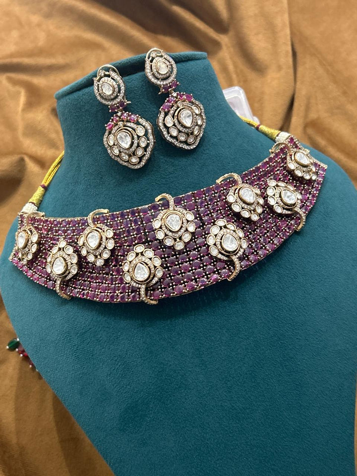 Premium Ruby Kundan Choker Necklace Set – Antique Gold Finish