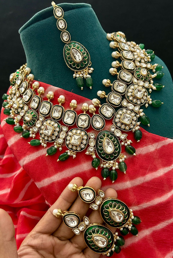 Emerald Green Kundan Bridal Necklace Set with Earrings & Maang Tikka