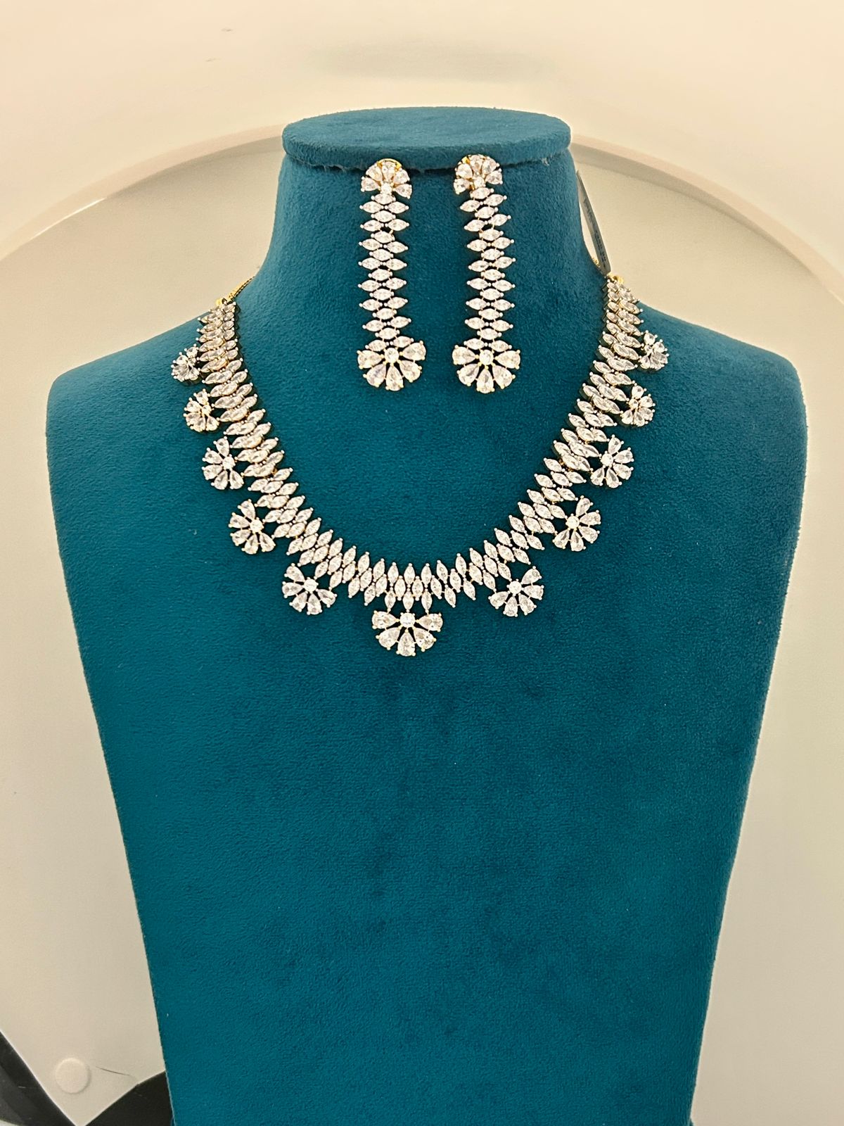 Elegant Diamond Cut Necklace Set with Long Earrings Silver Finish