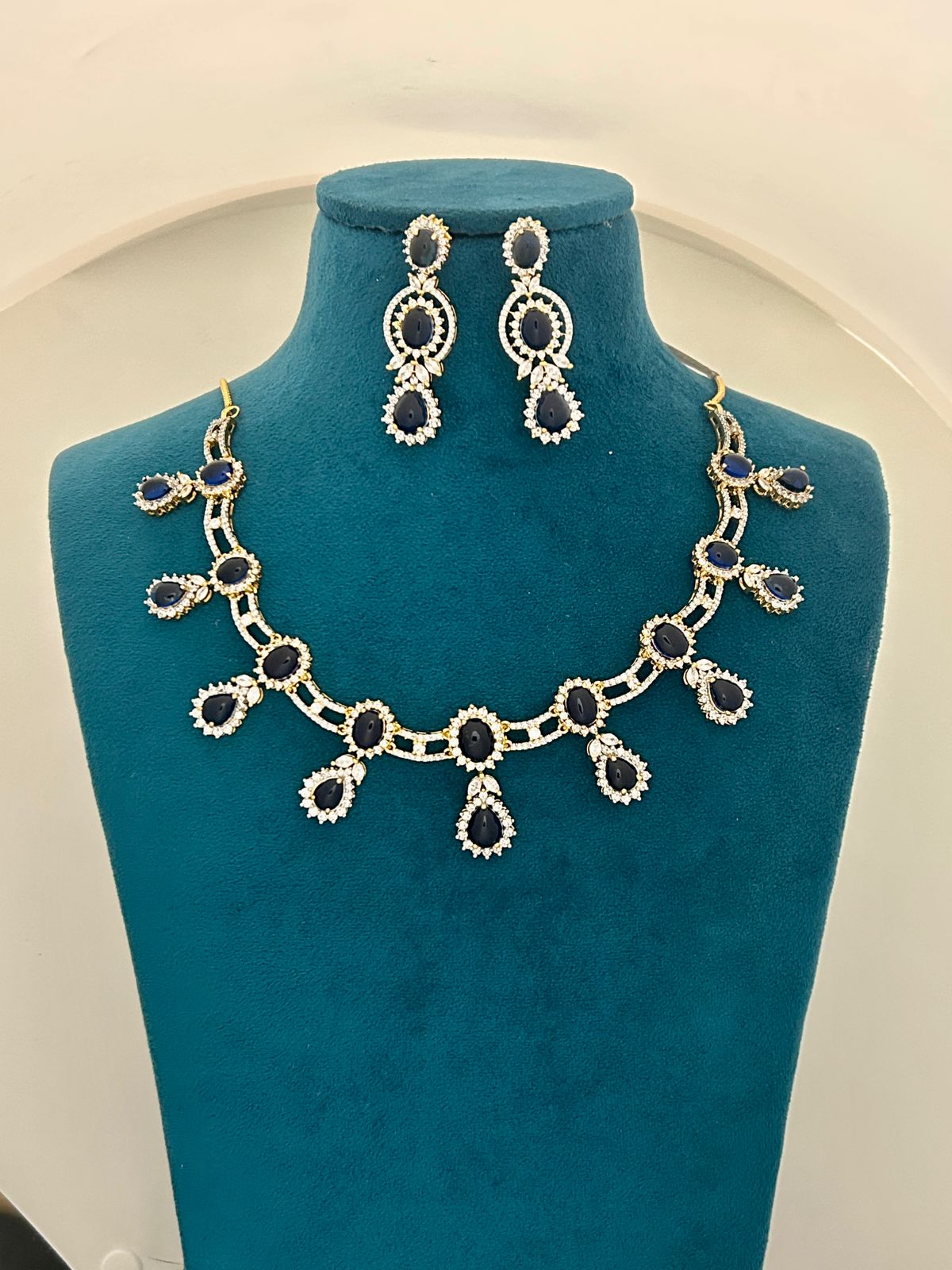 Royal Blue Stone Necklace Set with Diamond Finish Gold Base