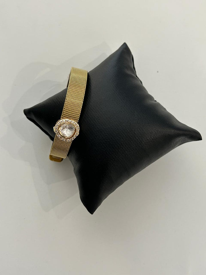 Round CZ Stone Bracelet Gold Mesh Strap Elegant Design