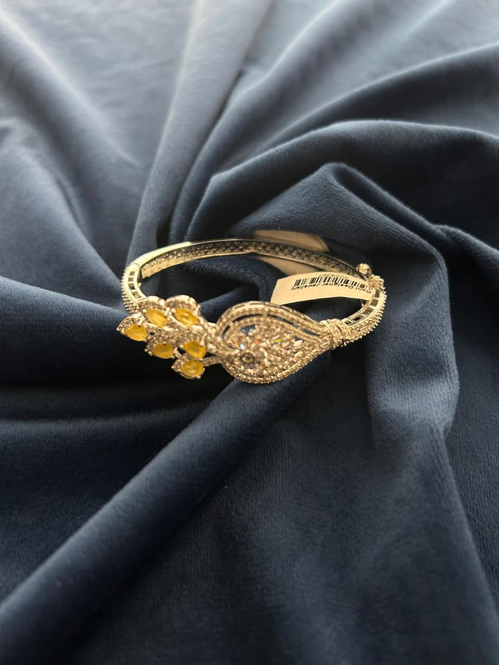 Elegant Openable CZ Diamond Bracelet with Yellow Stones – Sizes 2.4 | 2.6 | 2.8