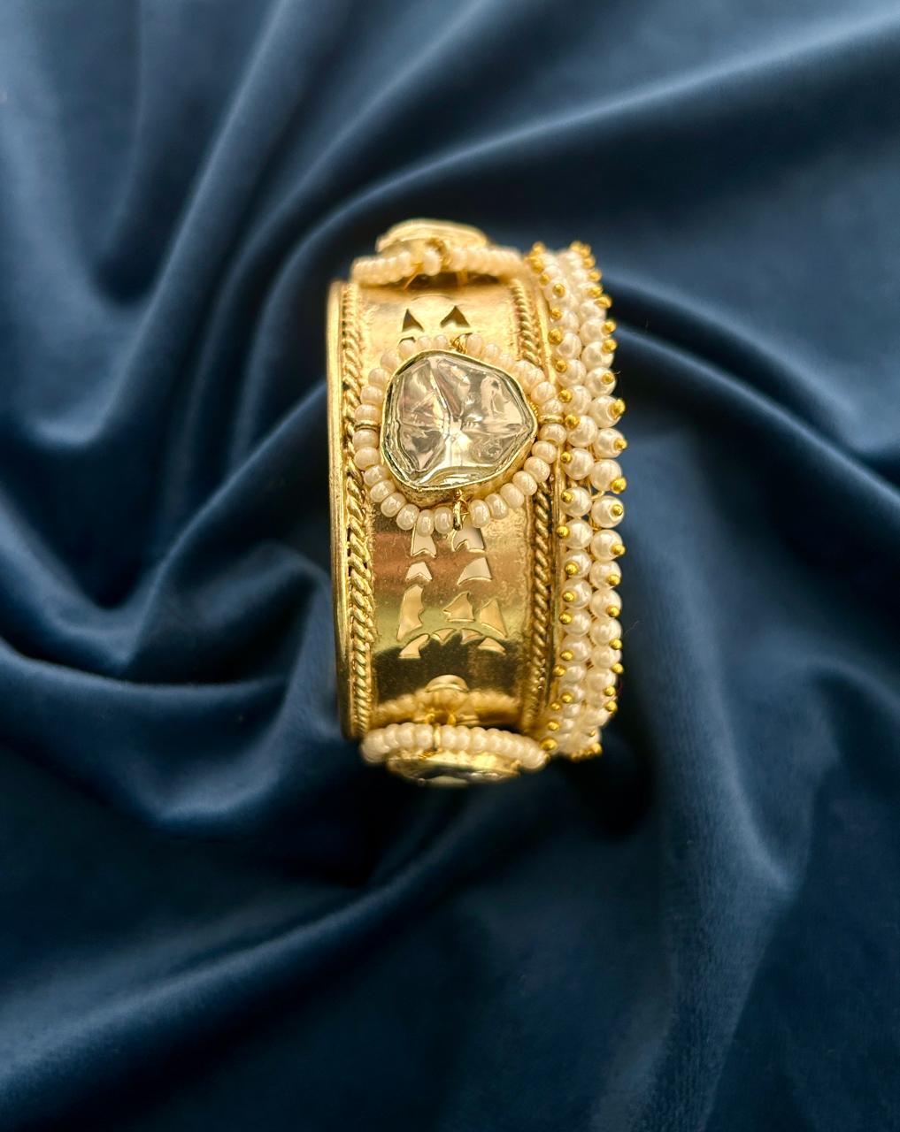 Premium Kundan Pearl Antique Gold Bracelet Bridal & Heritage Collection