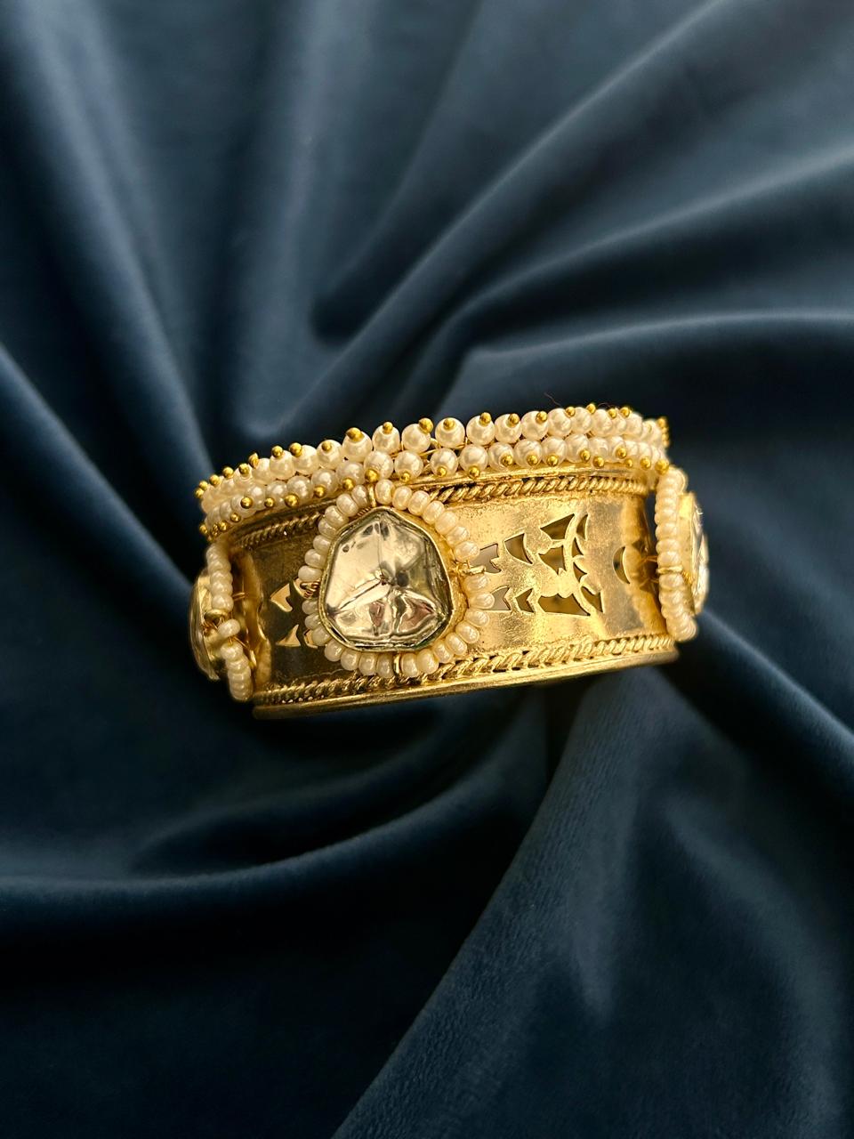 Premium Kundan Pearl Antique Gold Bracelet Bridal & Heritage Collection