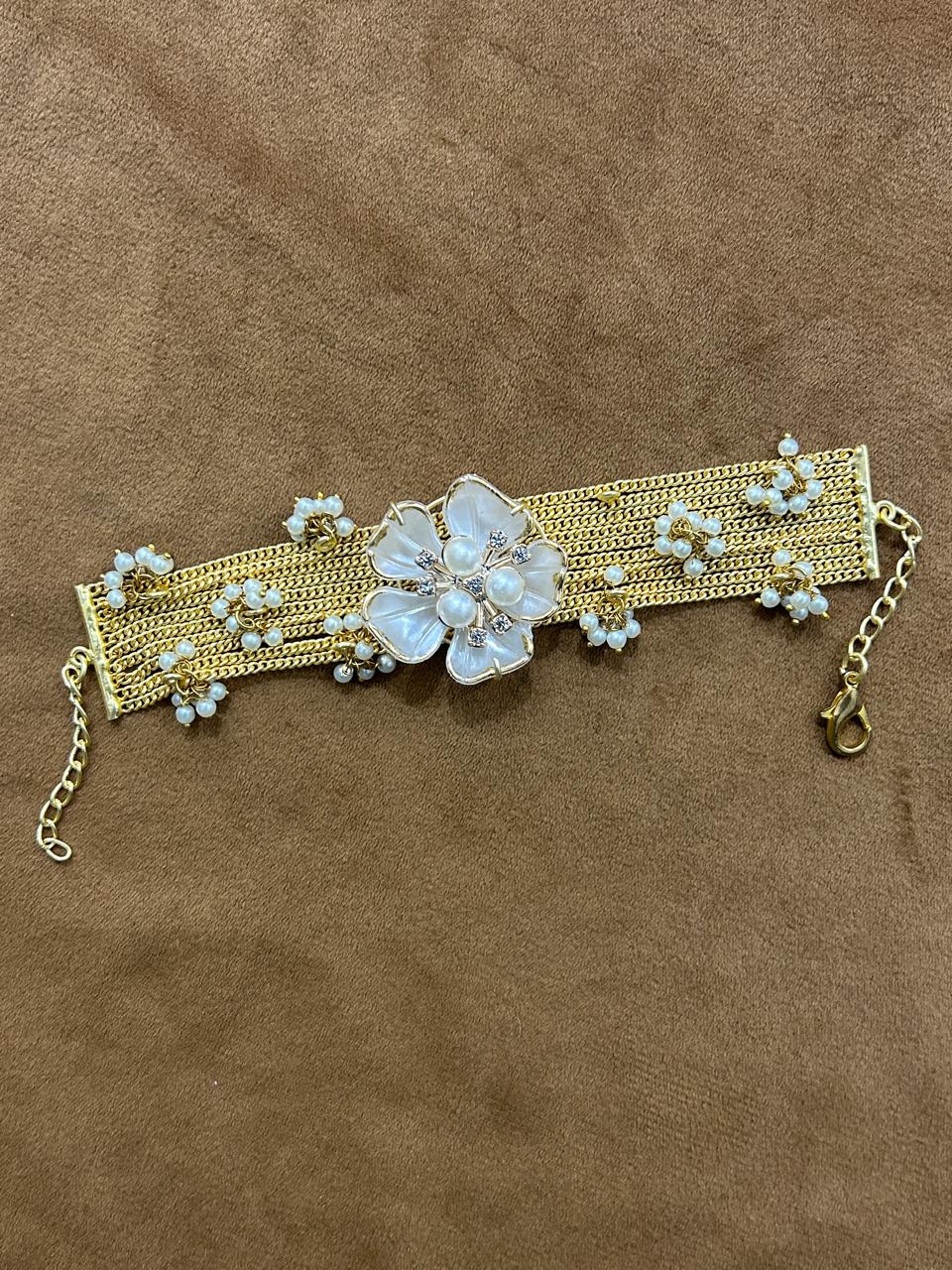 Premium Floral Pearl Hand Bracelet – Gold Mesh Chain Designer Kada