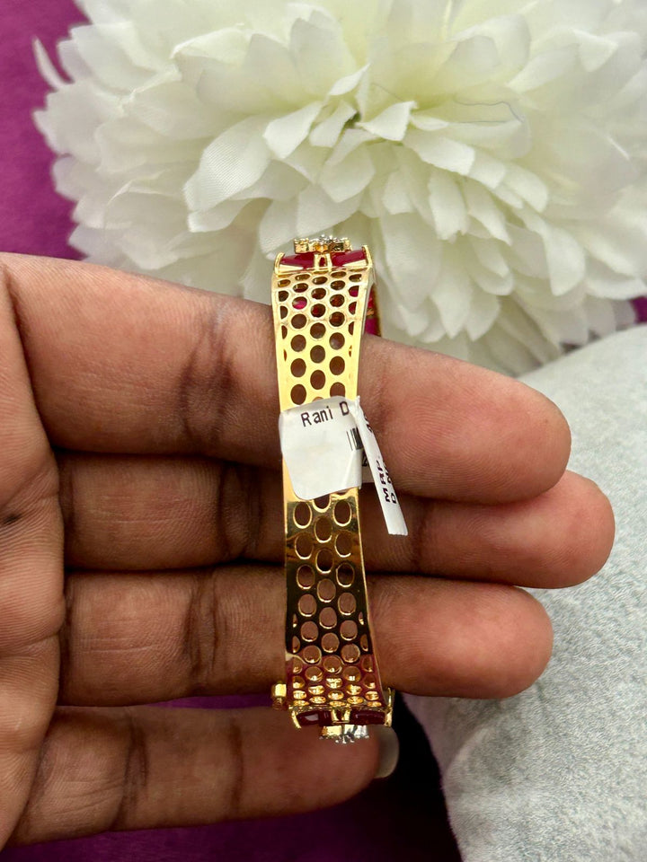 Premium Ruby Stone Sparkle Openable Bracelet Gold Finish