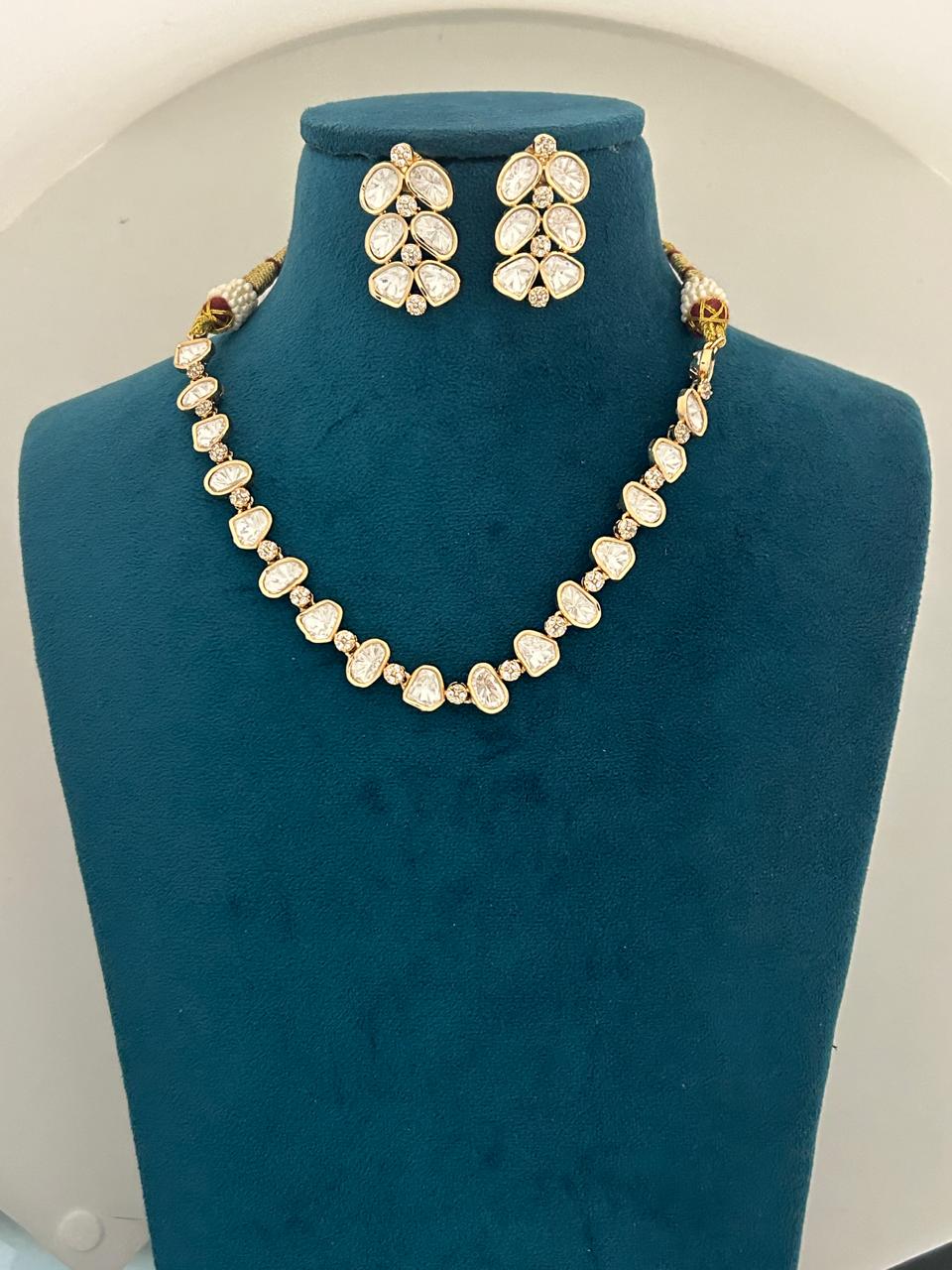 Elegant Lightweight Polki Kundan Necklace Set (With Earrings)