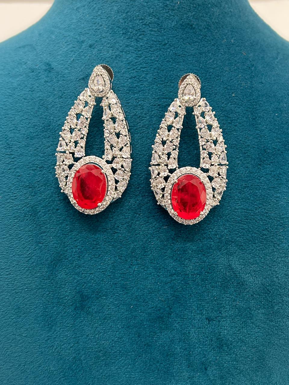 Luxury Ruby Oval Stone Diamond Choker Set