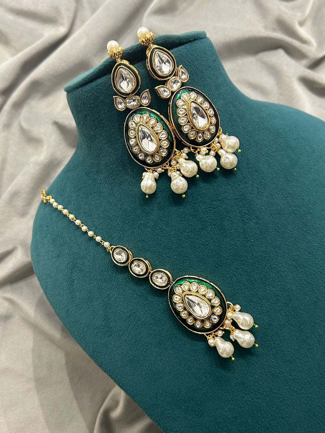 Pearl Drop Kundan Bridal Necklace Set with Earrings & Maang Tikka – Green Enamel Detailing