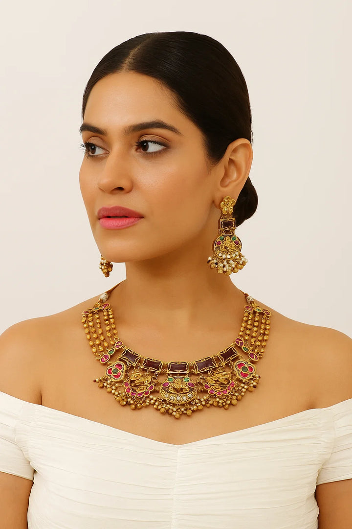 Antique Multicolor Kundan Necklace Set with Beaded Detailing