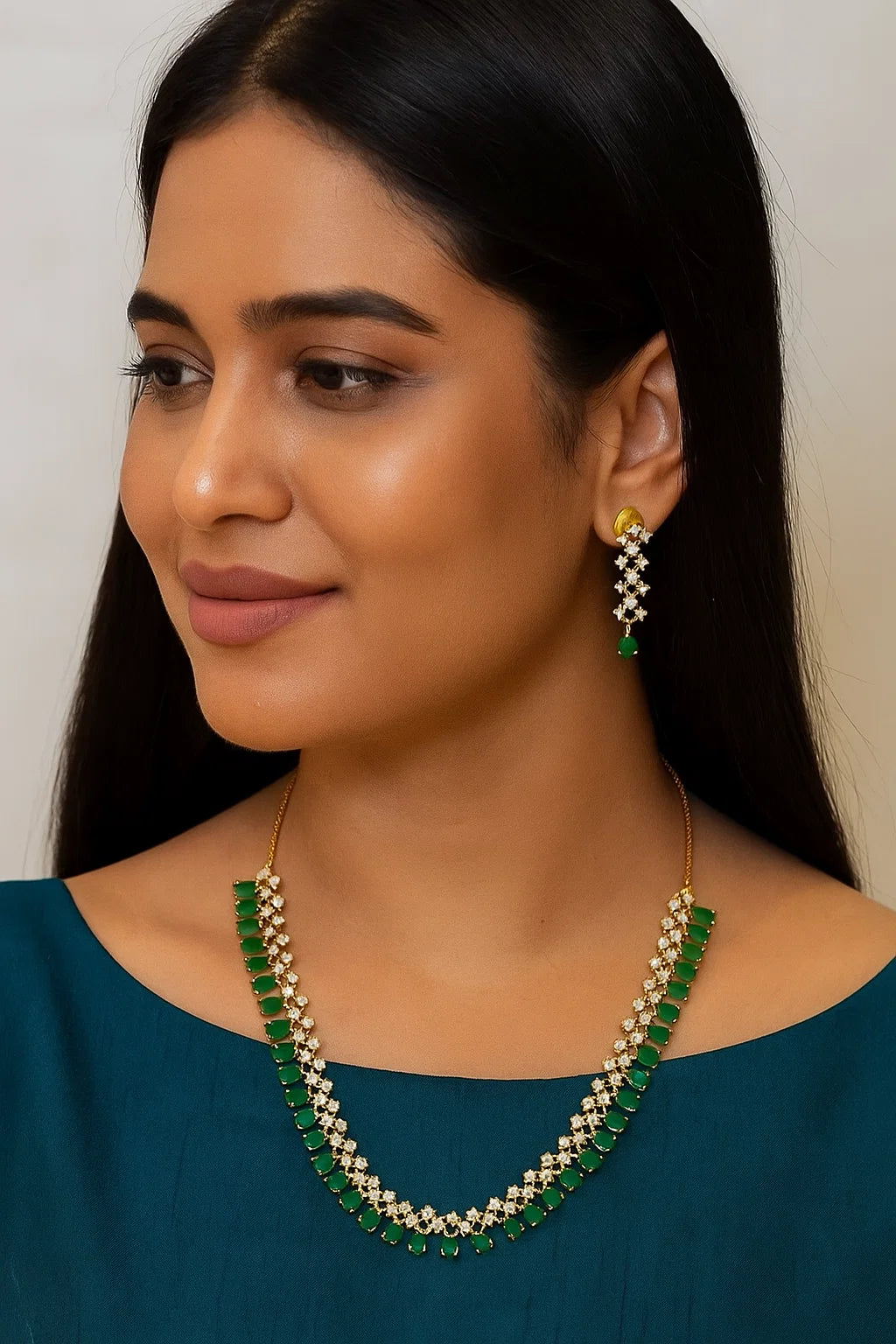 Emerald Green Diamond Cut Necklace Set with Earrings