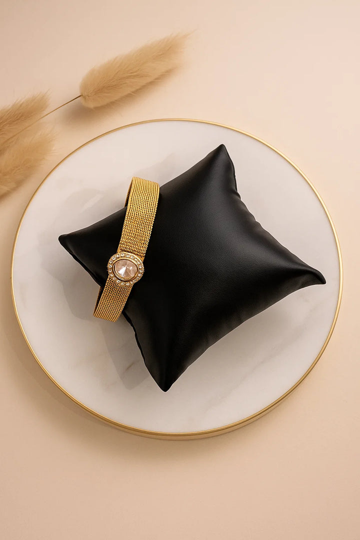 Round CZ Stone Bracelet Gold Mesh Strap Elegant Design