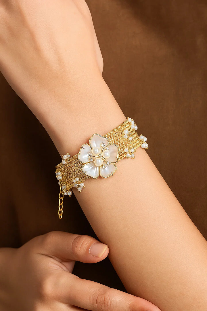 Premium Floral Pearl Hand Bracelet – Gold Mesh Chain Designer Kada
