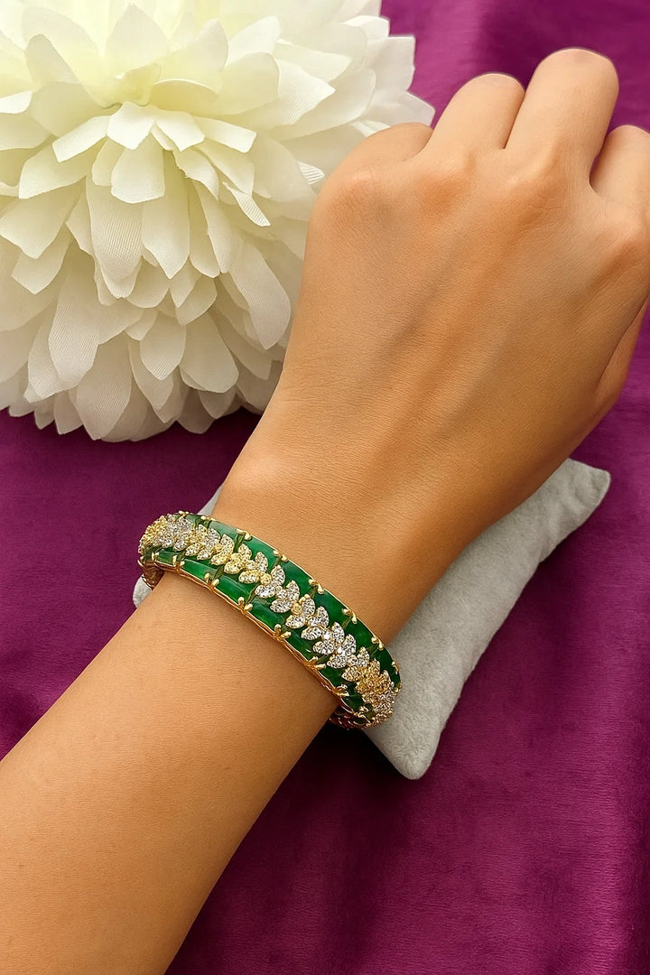 Premium Emerald Green Stone Sparkle Openable Bracelet  Gold Finish